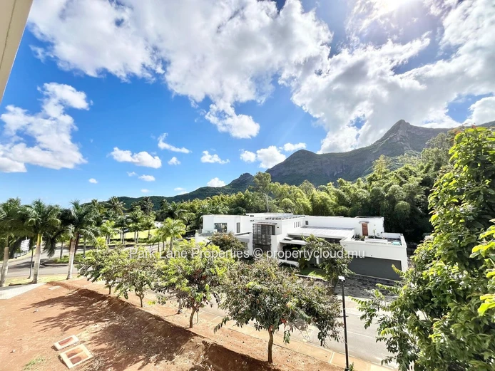 Appartement moderne meublé à Bagatelle, Moka