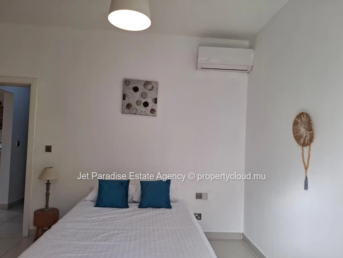 Appartement au Rez-de-Chaussée Spacieux à Deux Pas de la Plage