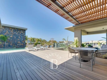 4 Bedroom Villa