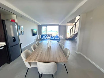 3 Bedroom Townhouse, Duplex