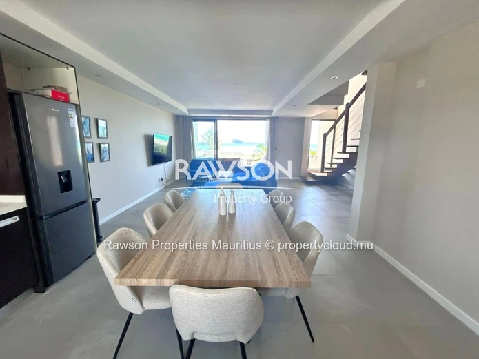 Duplex Contemporain En Bord De Mer | 3 Ch. | 4 Sdb | Vue Mer | 188 M² | €900,000