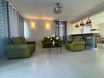 Charming 3-Bedroom House with Stunning Sea Views – Baie du Cap