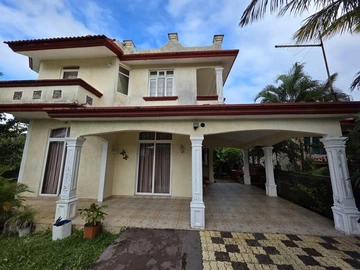 4 Bedroom Villa