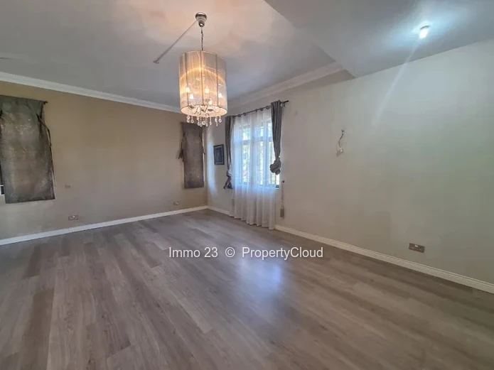 Office - 360m2 - Floréal