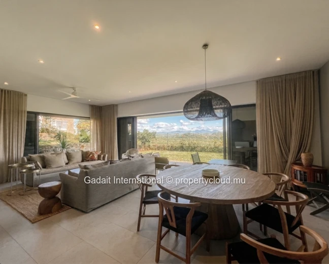 Appartement 3 Chambres à Louer à Belle Vue – Résidence Sécurisée, Jardin Privatif, Vue Montagnes