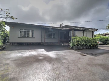 6 Bedroom House