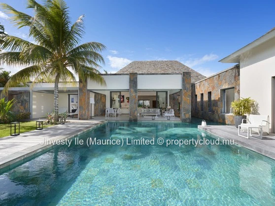 Grand Baie - Luxury Hawaia villa, 4 suites and a 93 m² heated pool