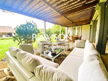 4 Bedroom Villa