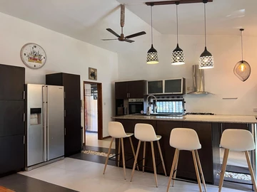 5 Bedroom Villa