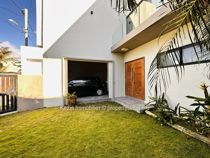 Villa Familiale Moderne Avec Piscine