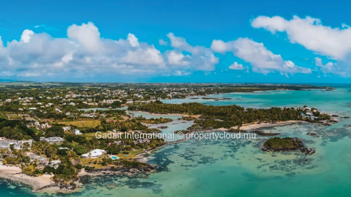 Propriété Pieds dans l'Eau, Luxe Contemporain au Nord de l'Île Maurice