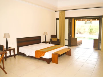 4 Bedroom Villa