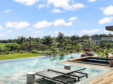 4 Bedroom Villa