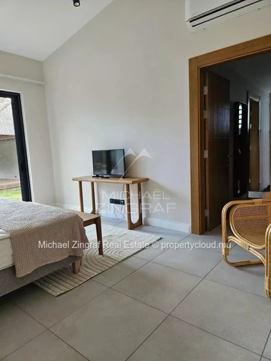 Contemporary Resale Villa – Eco Savanah, Black River