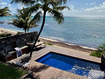 6 Bedroom Villa