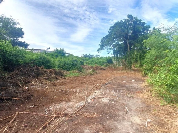 Terrain  résidentiel  exceptionnel à vendre à La Salette Grand Baie
