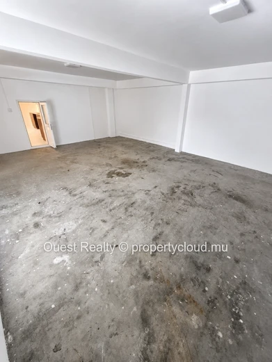 Poste Lafayette- Villa en bord de mer avec studio indépendant et vaste terrain