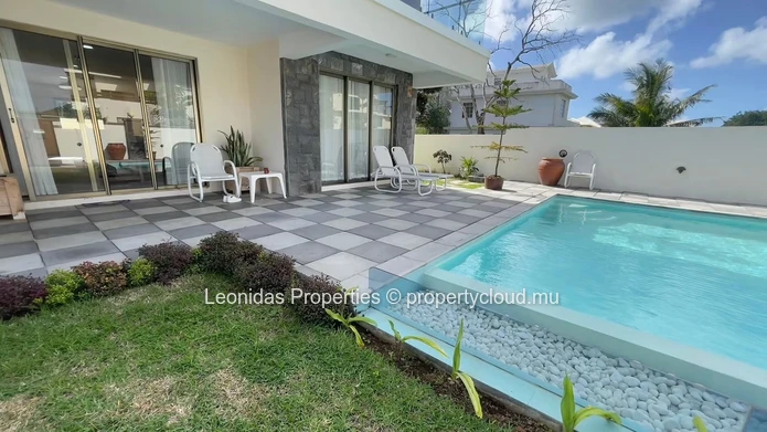 FOR RENT – Spacious 3-Bedroom En-Suite Apartment in Mont Choisy