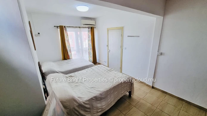 Charmant Penthouse de 2 Chambres à Louer au Nord de l'Île