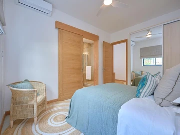 4 Bedroom Apartment