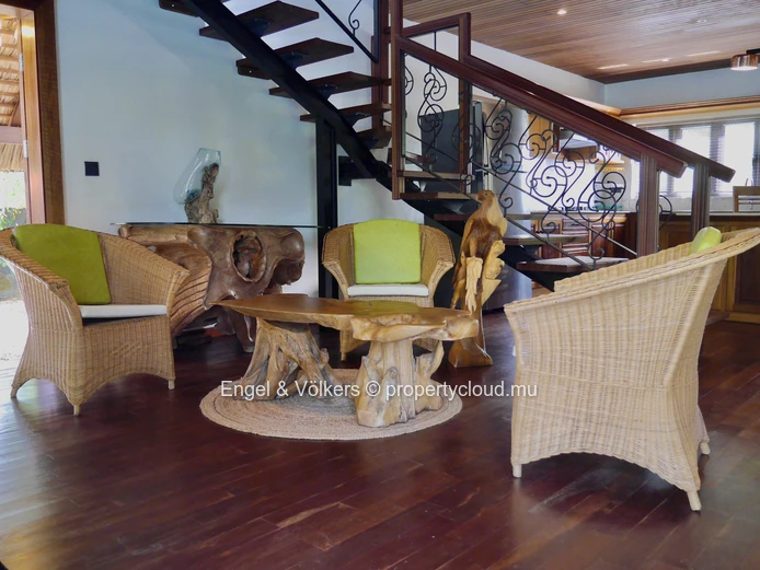 Exceptional Luxury Villa in Poste de Flacq