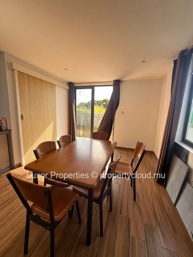À Louer – Duplex en Bord de Mer | 2 Chambres