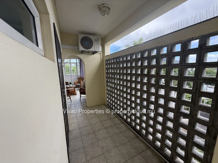 Appartement meublé de 3 chambres à louer à Quatre Bornes