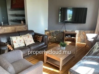 For Rent – Exceptional Single-Storey Villa Balinese Elegance, Sea Views & Premium Amenities