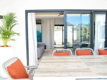 4 Bedroom Villa