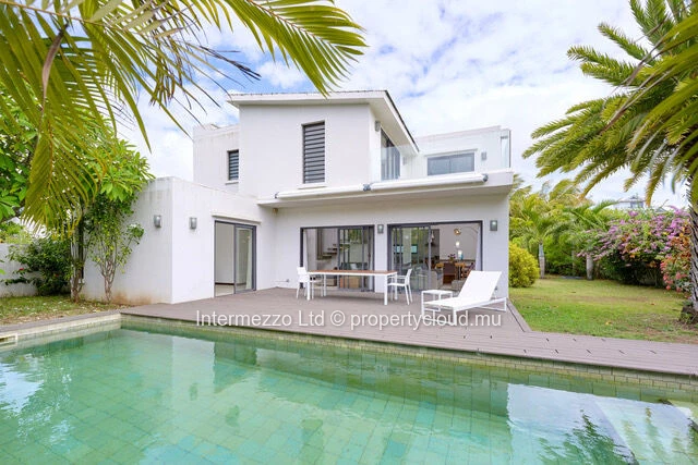 Furnished 4-Bedroom Villa with Pool for Rent in Trou aux Biches – €3,300/month