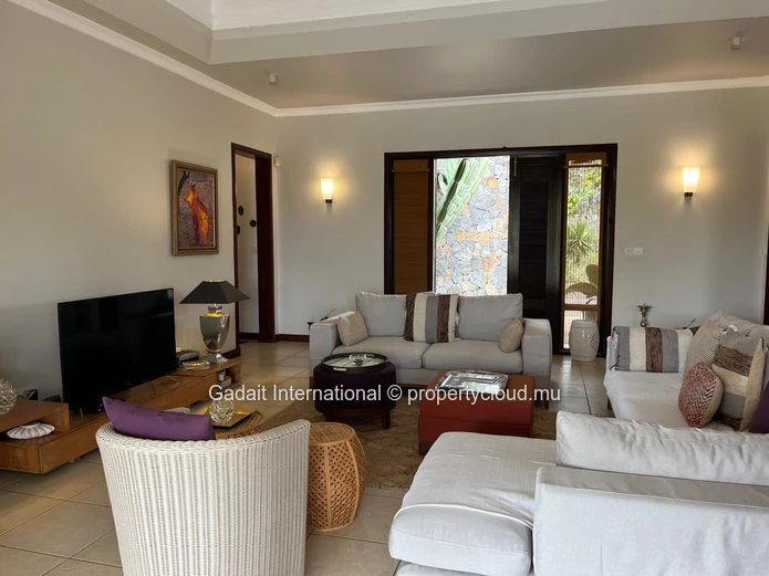For Sale an Exceptional Villa at Tamarina Golf Resort in the West of Mauritius – Elegance and Tropical Art of Living