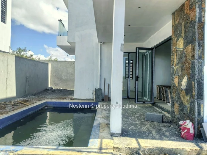 Your dream oasis: Premium 4-bedroom villa with private pool & rooftop views - Close to commodities