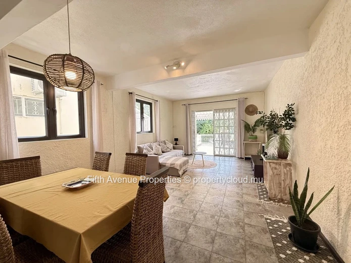 TAMARIN – 3 Bedrooms Duplex with Mountain Views