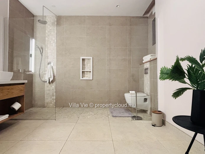 Belle Vue - 4-bedroom en-suite apartment in a secured residence