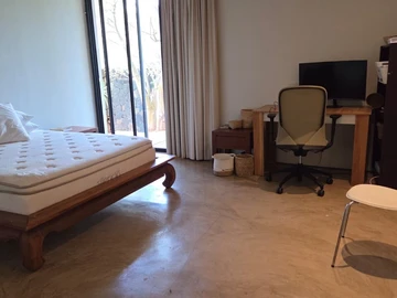 5 Bedroom Villa