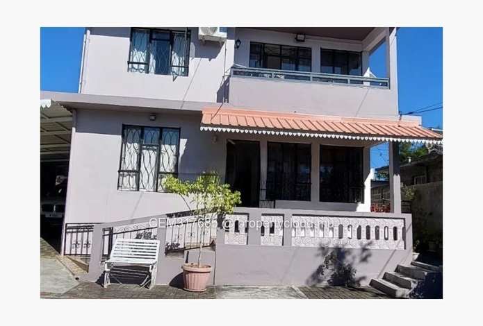 Two-Storey Family House for Sale – Beau Bassin Centre 