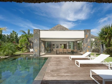 4 Bedroom Villa