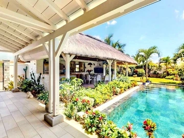 Vila for sale - 4 Bedrooms / 4 Bathrooms - Pereybere