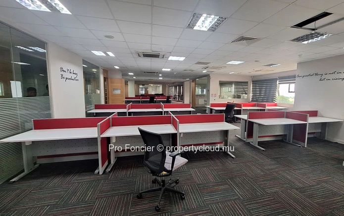 Office for rent in Ebene -  Premium Office Floor 