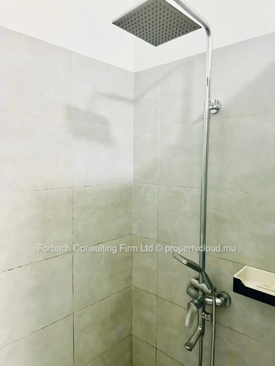 Beau Bassin- modern 3 bedrooms apartment-walking distance to all amenities 