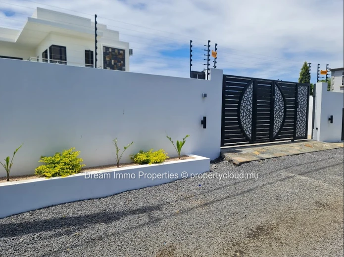 Villa 4Ch Neuve Au Cœur De Grand Baie Proche Mer & Commodités – Ile Maurice