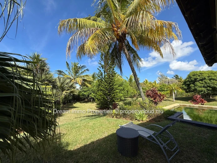 Élégante Villa De 4 Chambres Avec Accès Plage A Bel Ombre - Ile Maurice