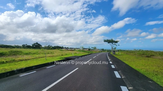 Superbe Terrain de 75 Perches/3155m2 avec Vue Golf domaine sécurisé – Bois Chéri Avalon Golf Estate, Bois Chéri