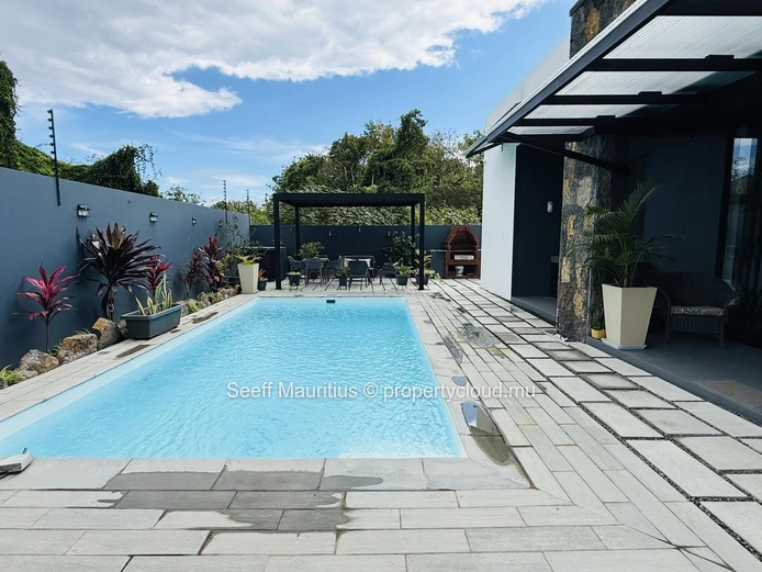 Villa Contemporaine 3 Chambres à Calodyne 
