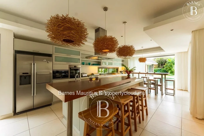 ANAHITA GOLF RESORT - Luxury 4-Bedroom Villa