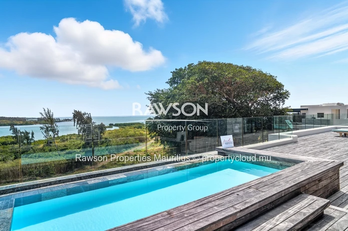3 En-Suite Bedroom Penthouse | Sea View | Private Pool | Saint-Antoine