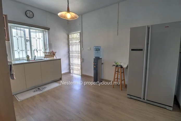 Belle villa de 4 chambres à seulement 5 minutes en voiture de toutes les commodités et de la plage