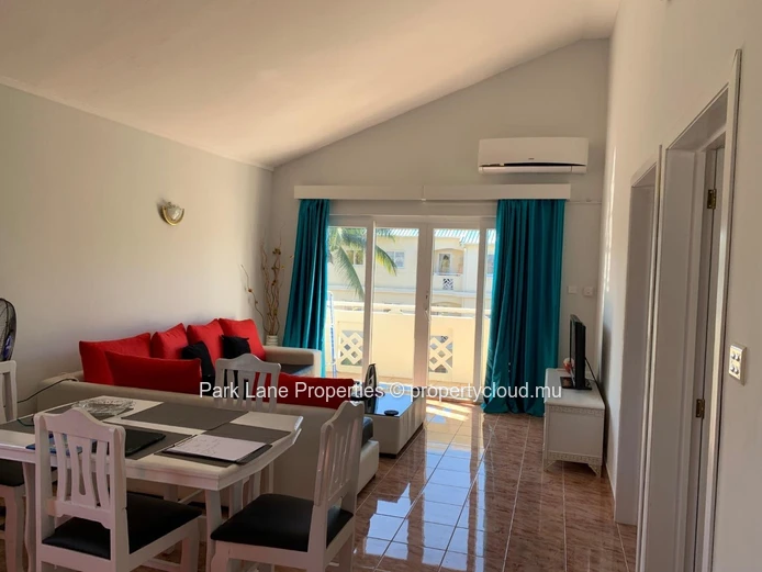 Beau Complexe de 6 appartements