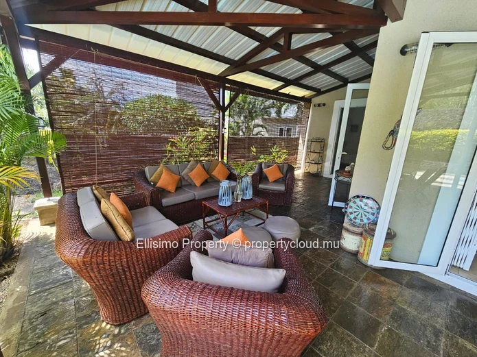 Villa à louer  Roches Noires