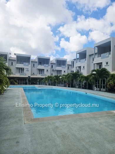 3-bedroom triplex for rent in Grand Baie